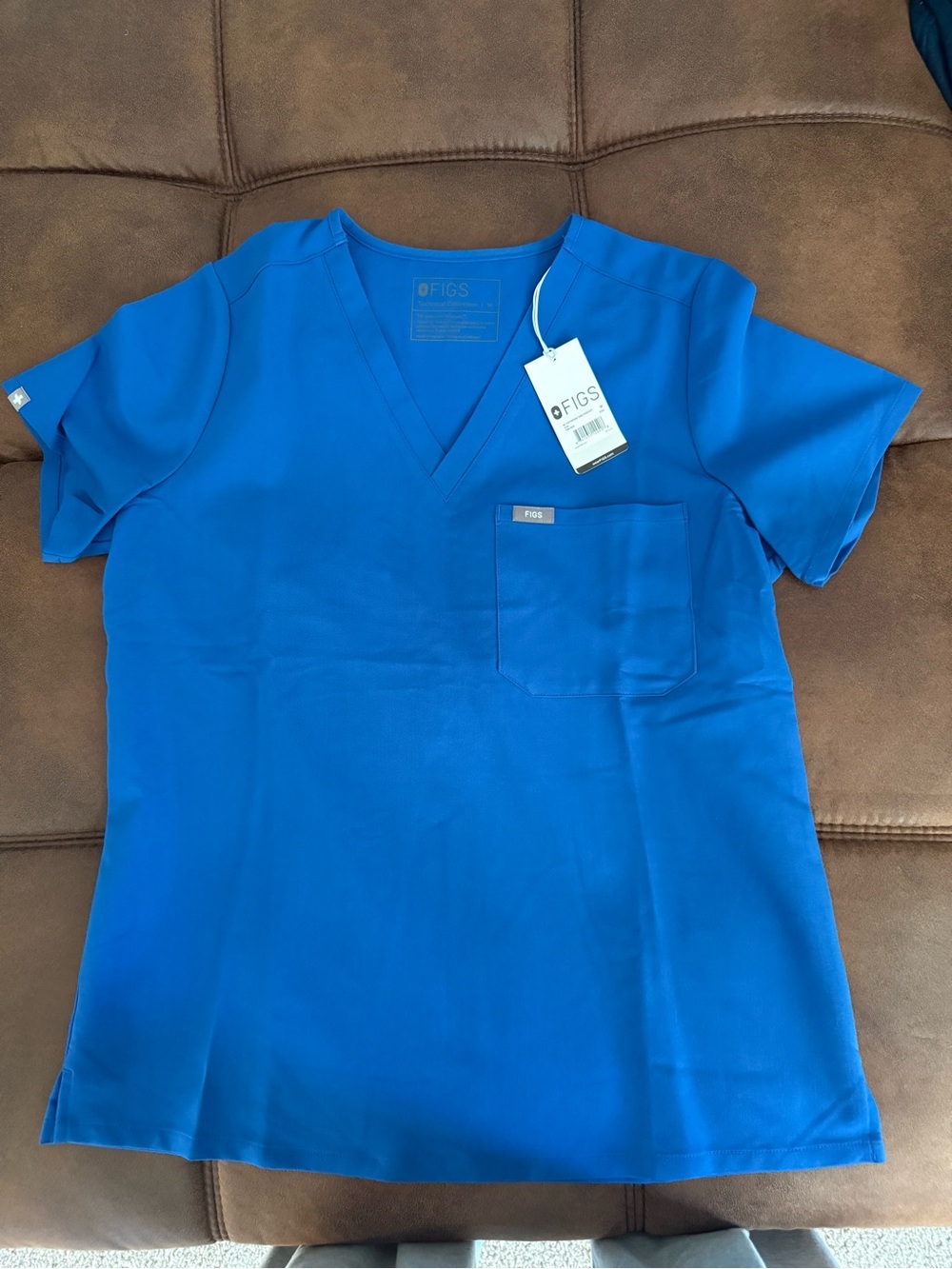 Figs Women's V-Neck Scrub Top in Royal Blue - Picture 5 of 6